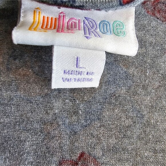 LuLaRoe Disney Irma Tunic Sz L Miss Piggy Rose Floral Vintage Inspired Print Tee - Picture 6 of 12